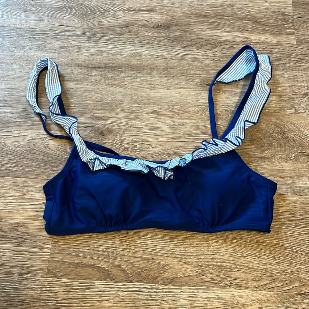 Lauren James Size medium navy ruffle swim top bikini